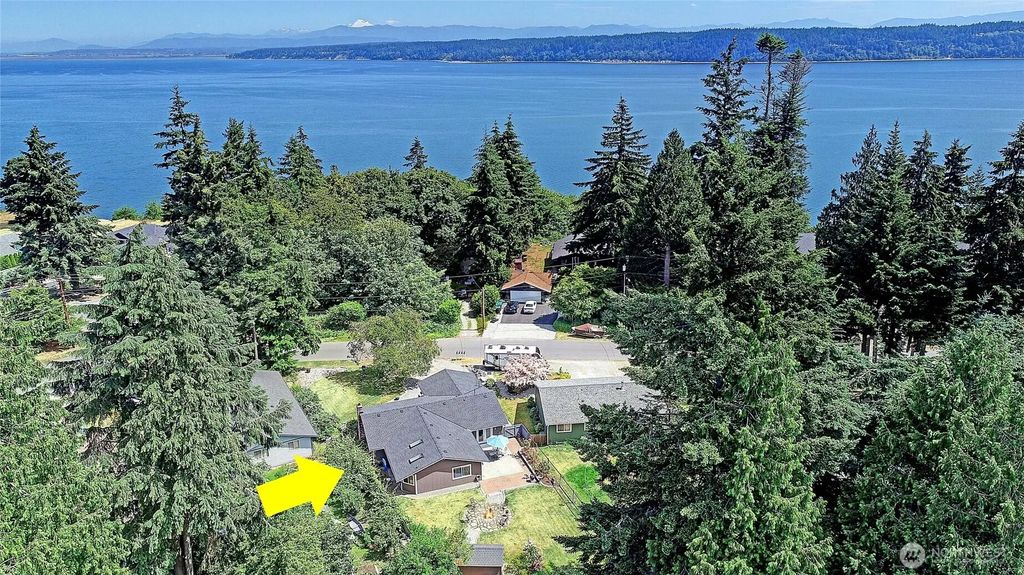 2942 Janet Avenue, Camano Island