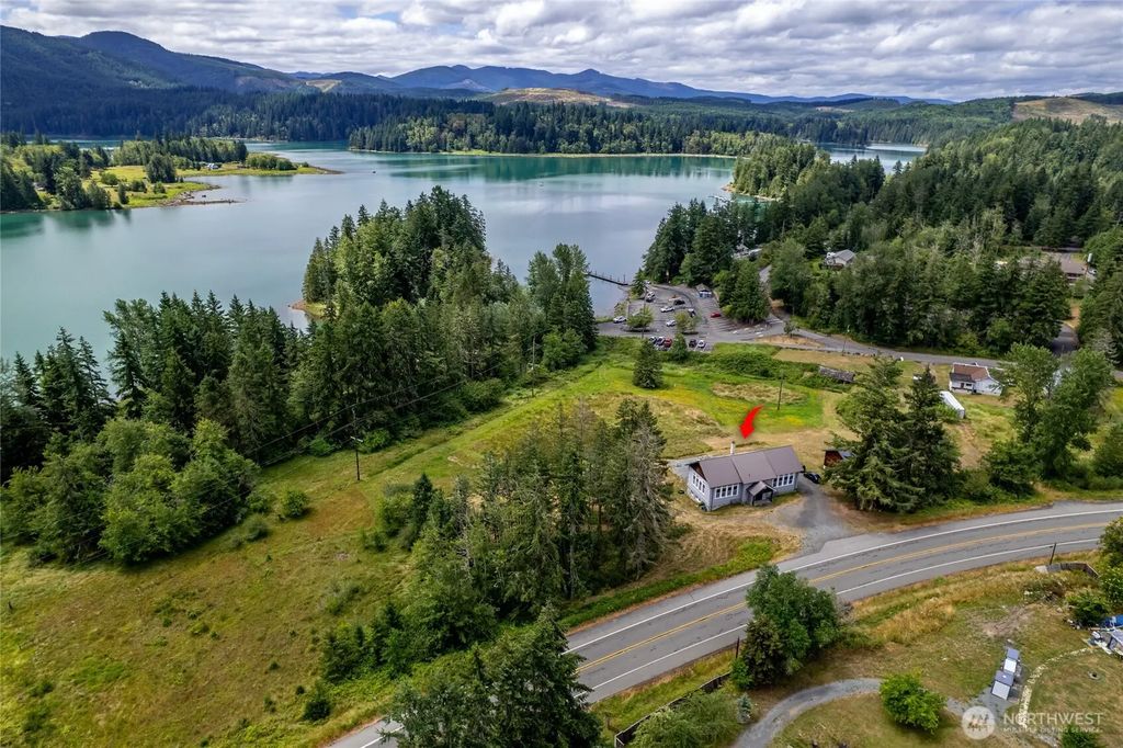 50208 Mountain Highway E, Eatonville
