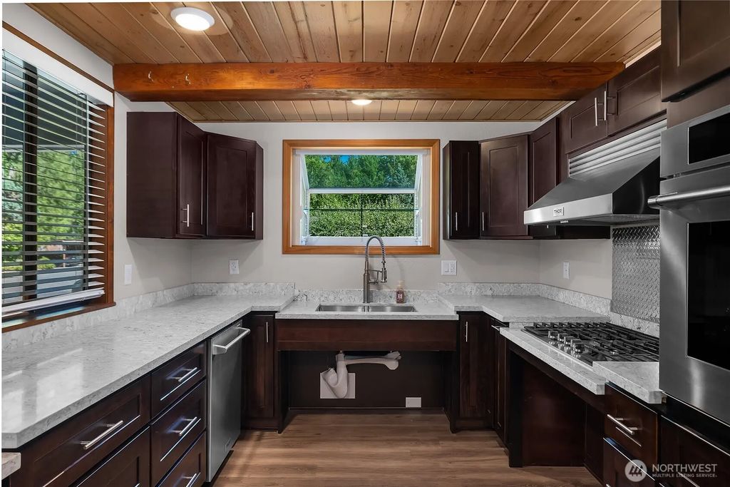 125 41st Avenue Ne, Olympia
