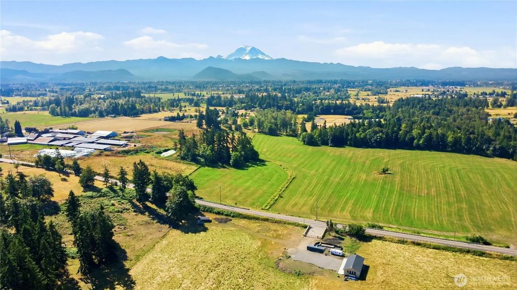 23028 Se 400th St, Enumclaw
