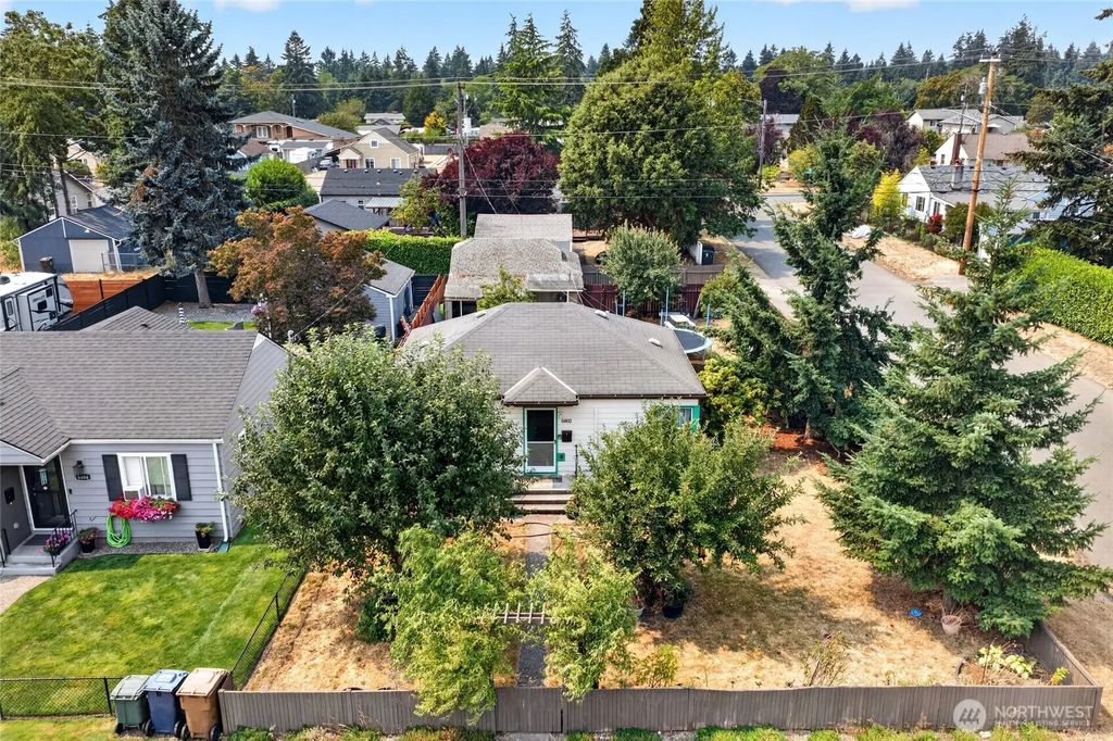 6802 S Ferdinand Street, Tacoma