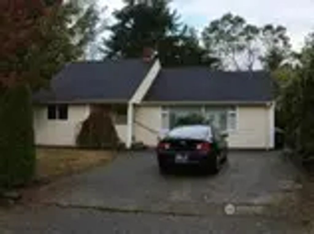 1032 Ne 180th, Shoreline