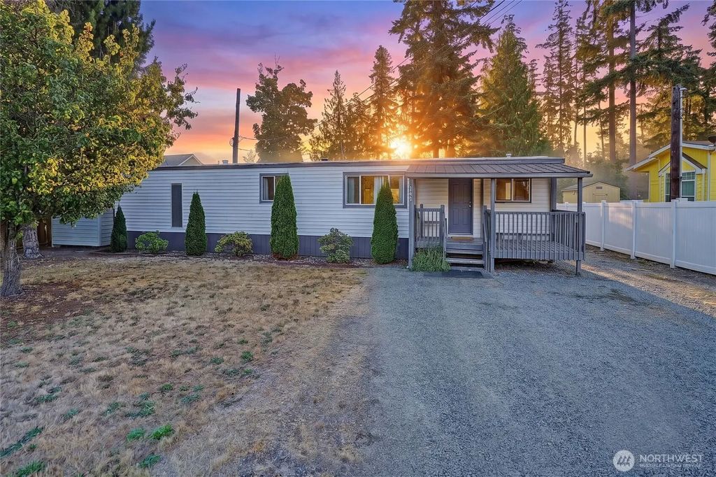 847 Patricia Ann Drive, Camano Island