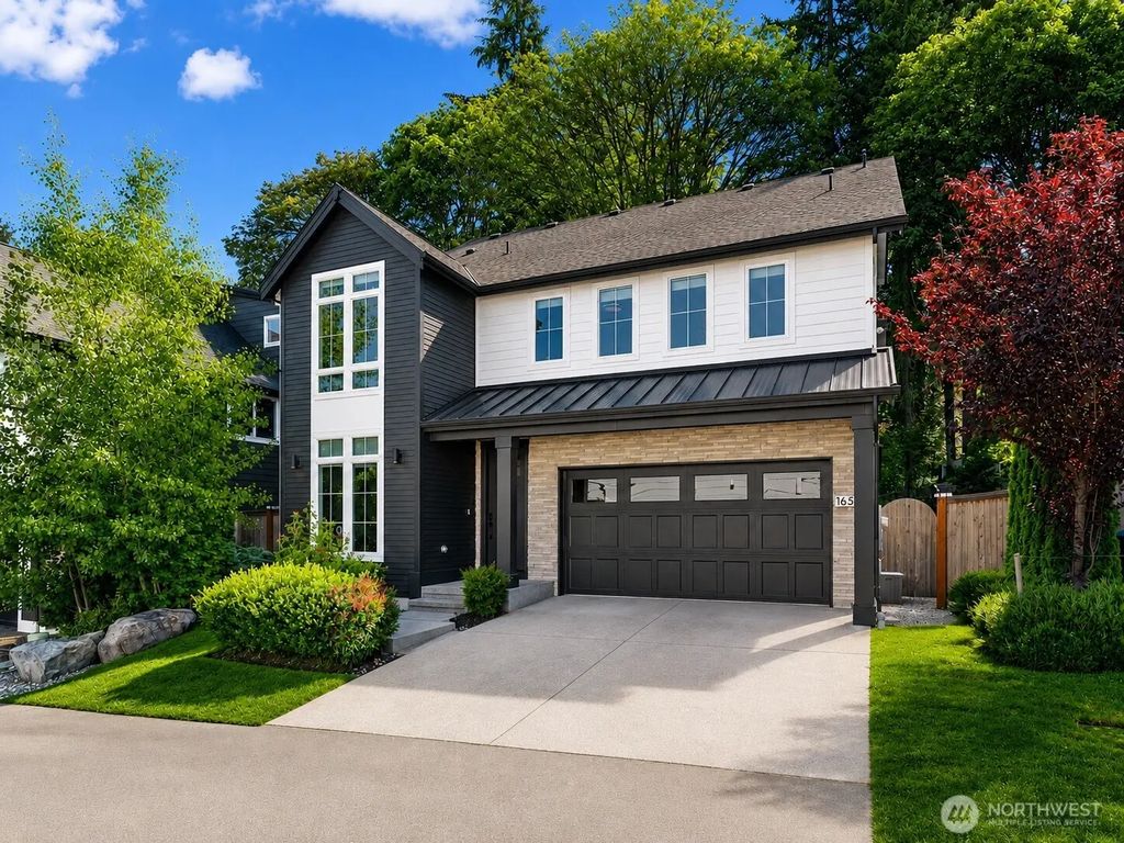 16534 77th Avenue Ne, Kenmore