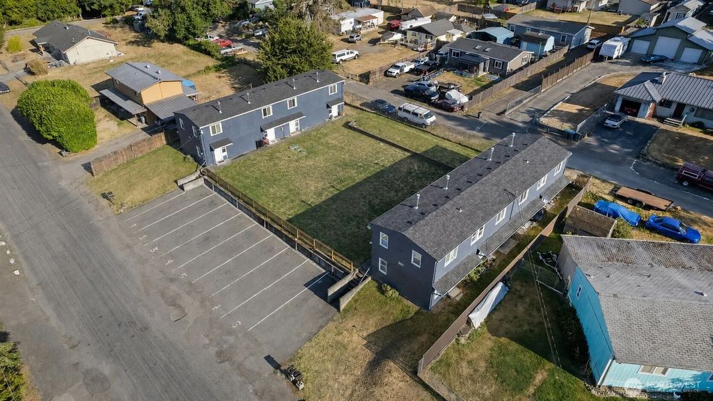 2821 2831 Ne Center Street 1-8, Bremerton