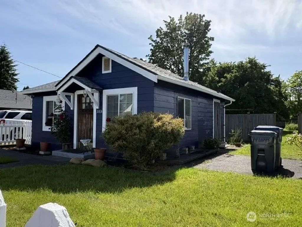 535 N 11th, Elma