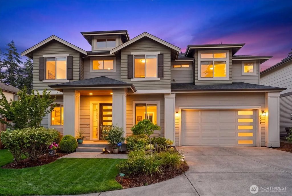 3527 Ne . 7th Street, Renton
