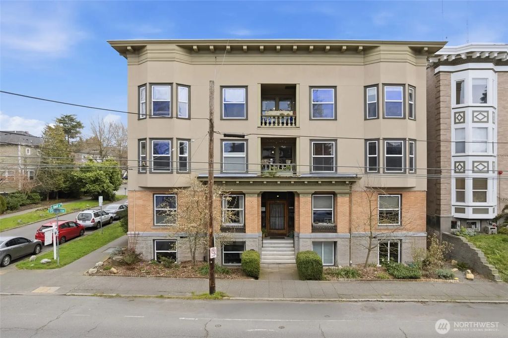 1732 15th Street #3, Seattle