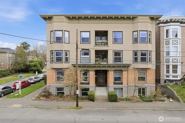 1732 15th Street #3, Seattle
