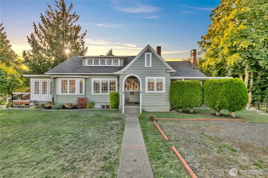 7656 Pacific Avenue, Tacoma