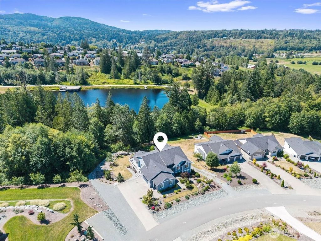 24050 Dolphin Lane, Mount Vernon