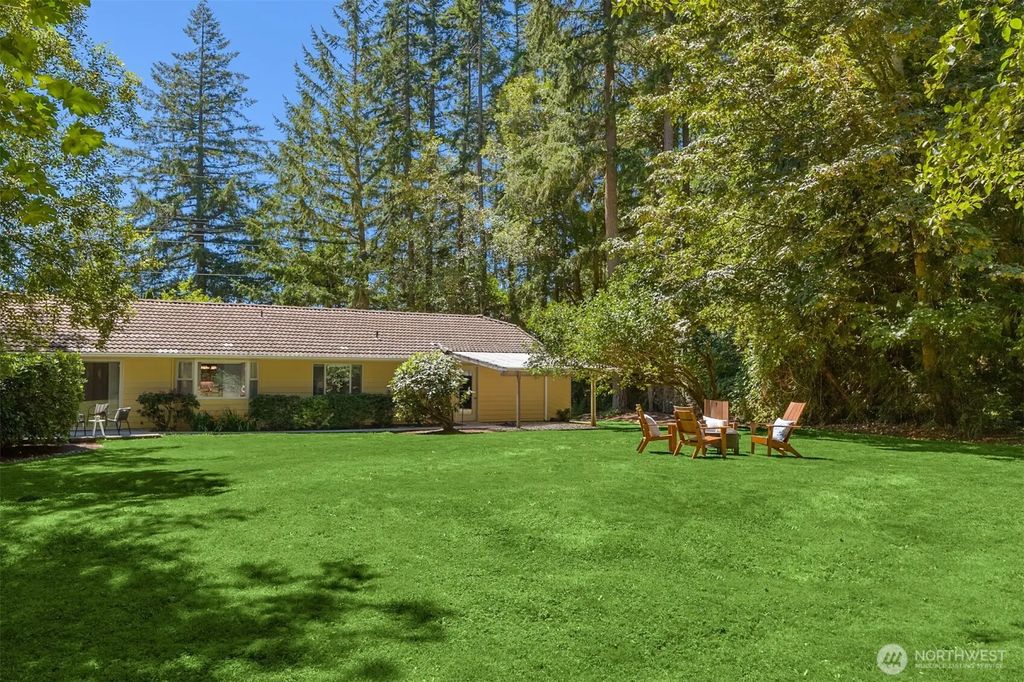 8960 Ne Day Road, Bainbridge Island