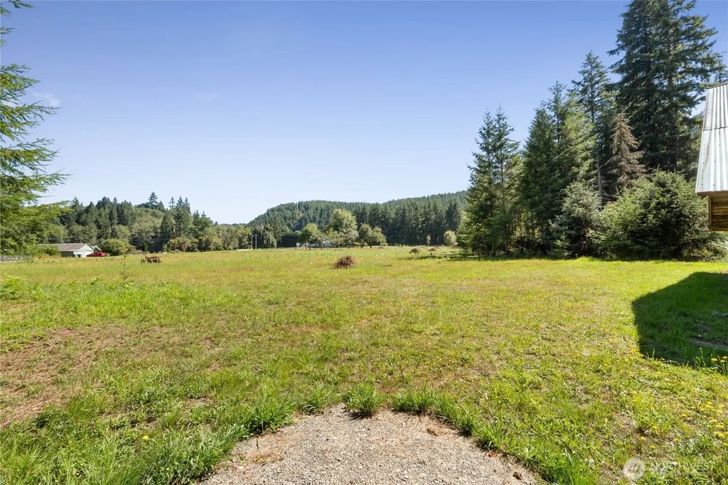 38 Ray Road, Elma