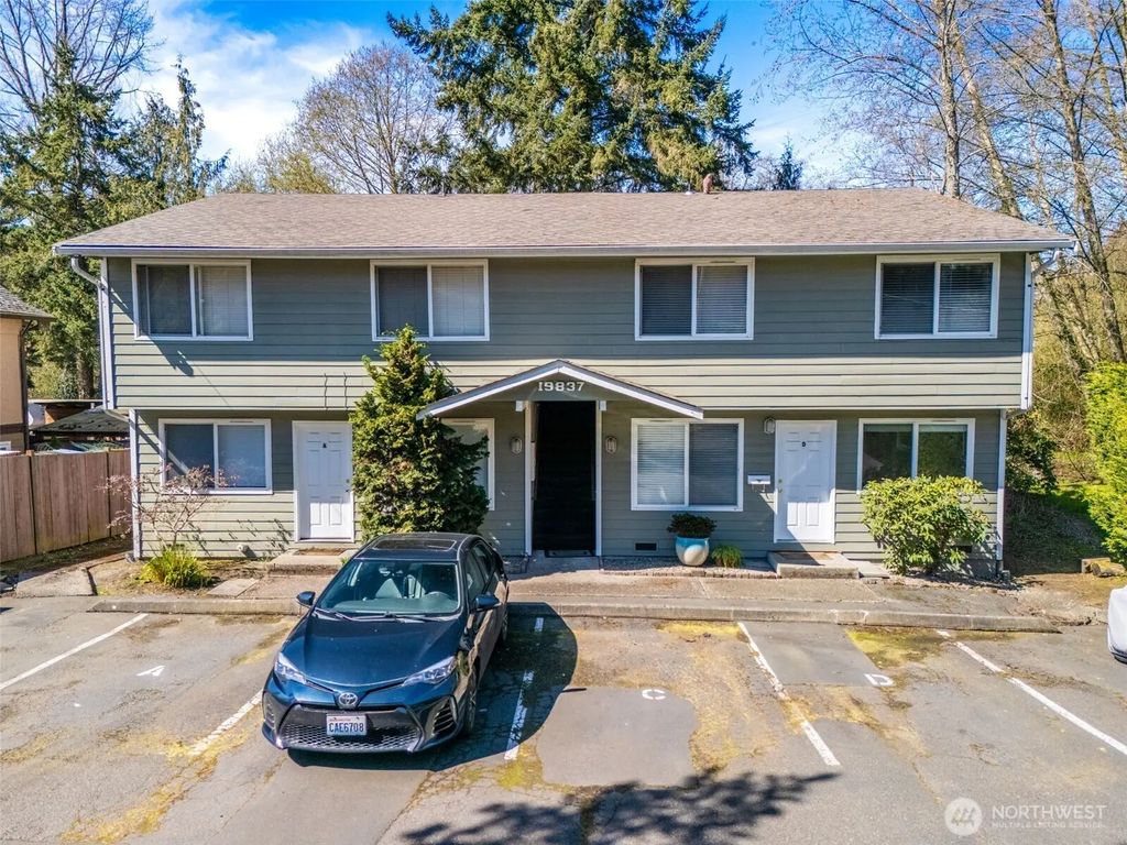 19837 25th Avenue Ne, Shoreline