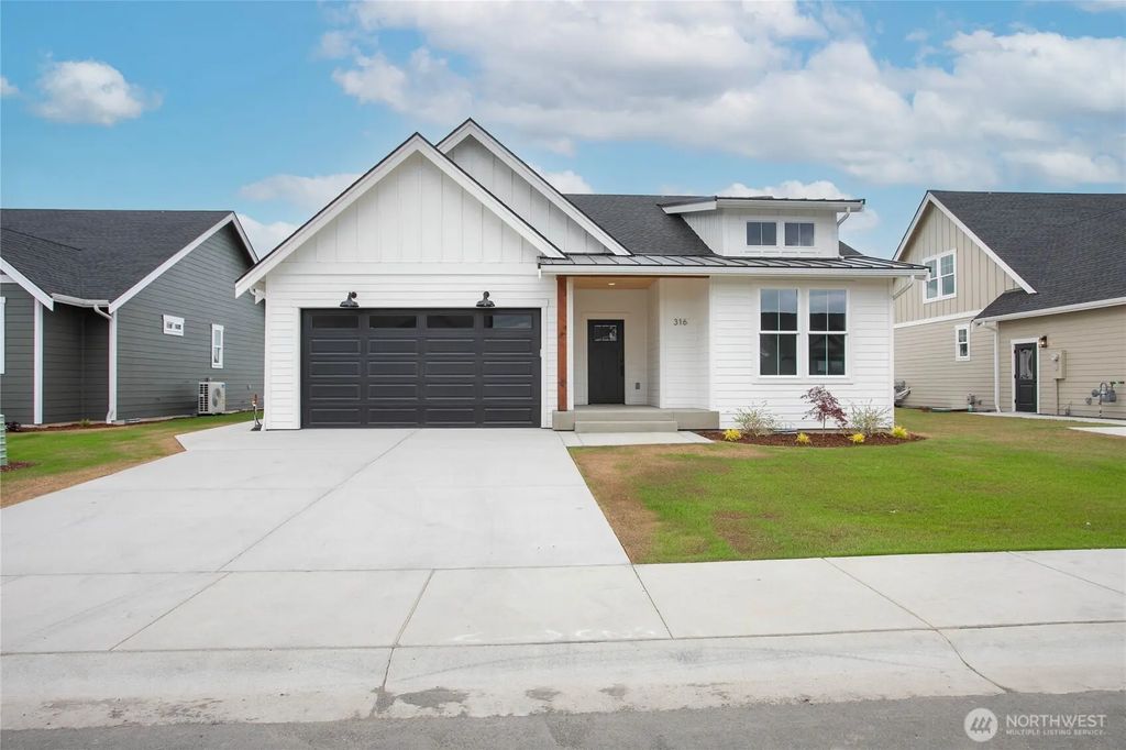 316 W 3rd Street, Everson