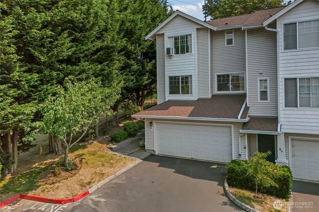2300 Benson Road S 2-1, Renton