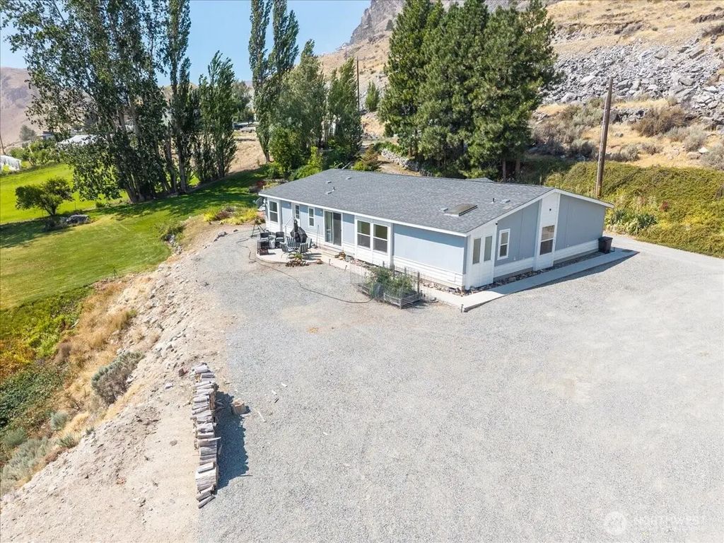148 Us Hwy 97a, Chelan