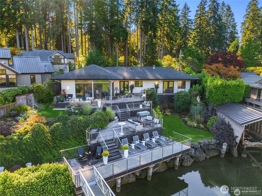 5482 Fletcher Landing Ne, Bainbridge Island