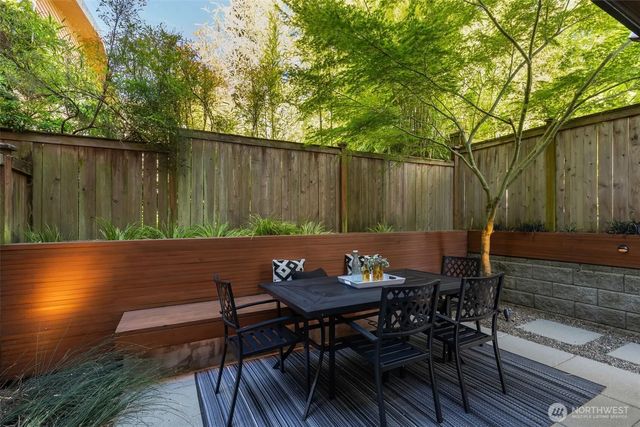4507 Linden Avenue N A, Seattle