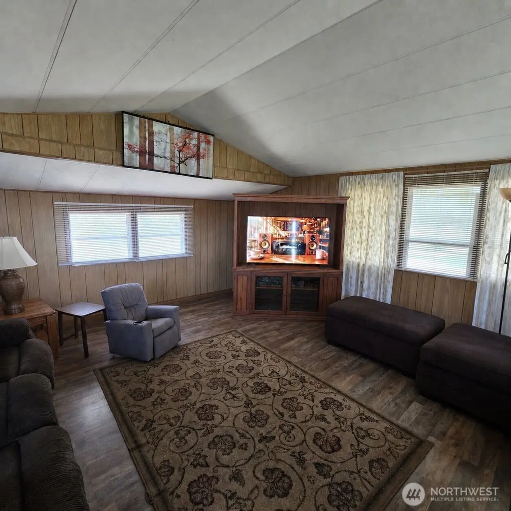 115 Walnut St Street, Coulee City