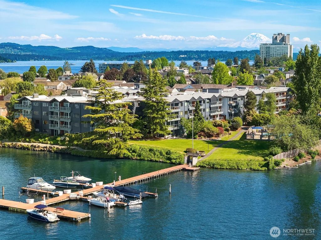 2501 Canterbury Lane E 119, Seattle