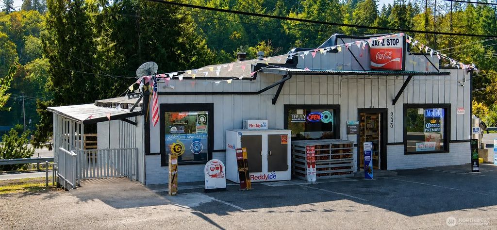 9730 Brownsville Highway Ne, Bremerton