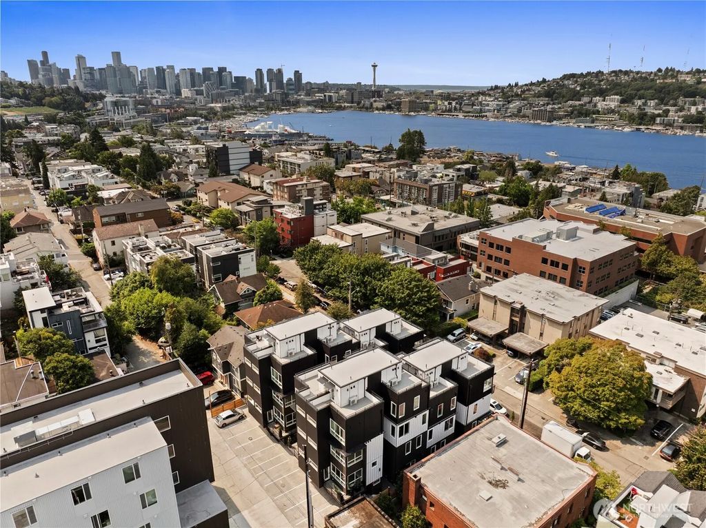 2328 Franklin Avenue E C, Seattle