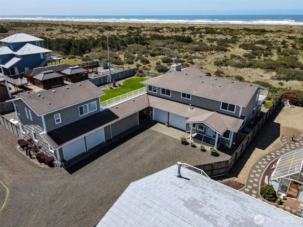 935 S Sand Dune Avenue Sw, Ocean Shores