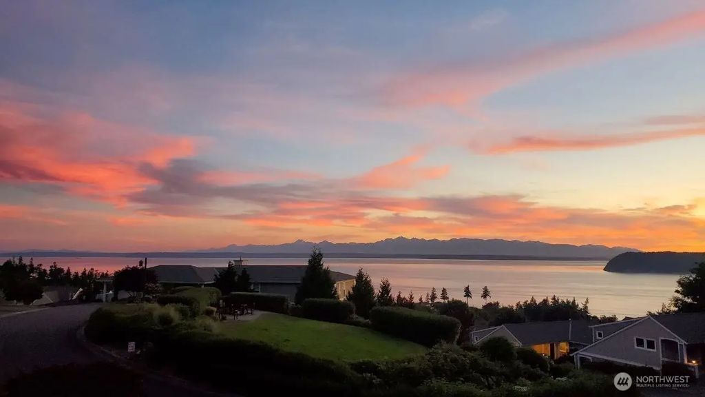 10919 E Villa Monte Drive, Mukilteo