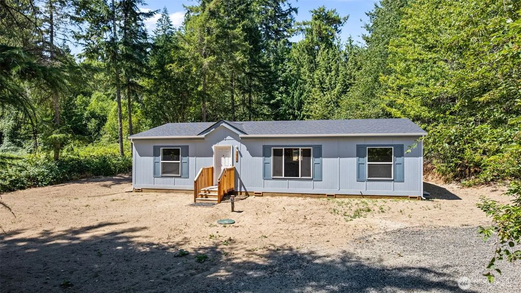 1615 Lake Drive Sw, Lakebay