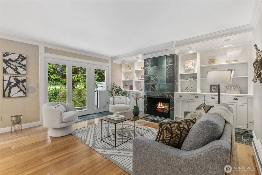 14702 Ne 51st Street A2, Bellevue