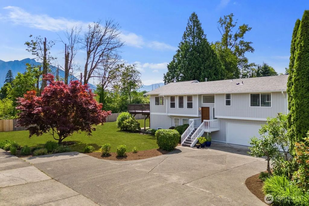 38505 Se 86th Place, Snoqualmie