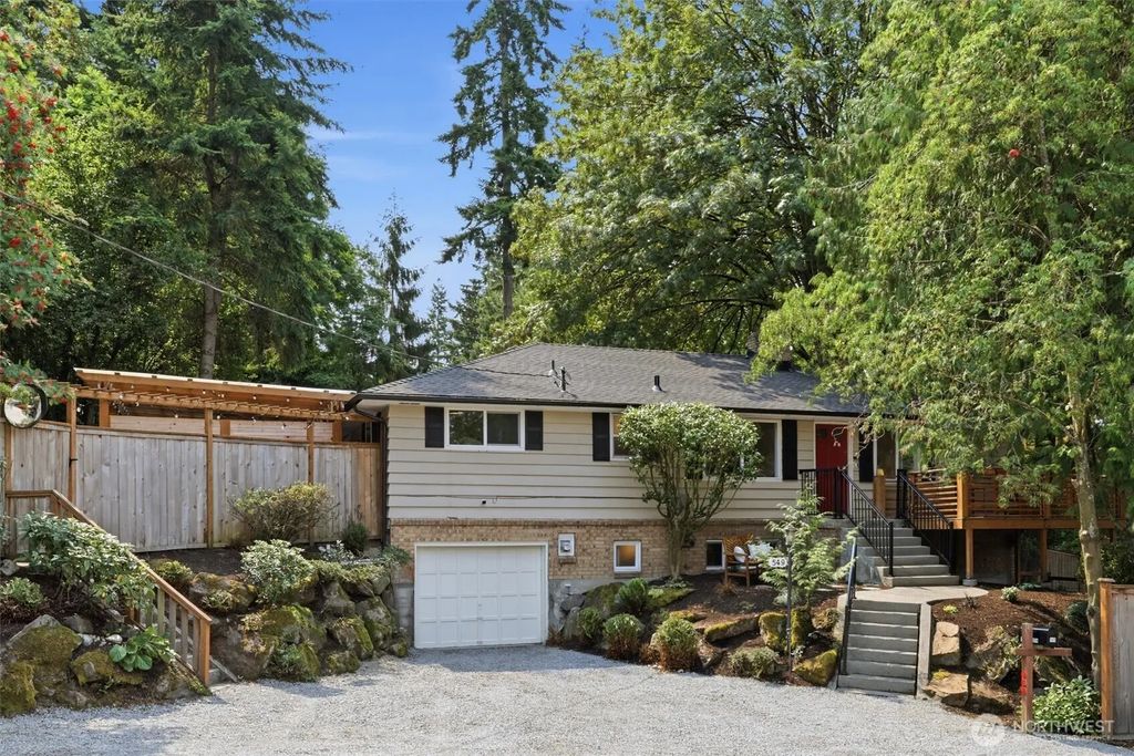 549 Nw 205th Street, Shoreline