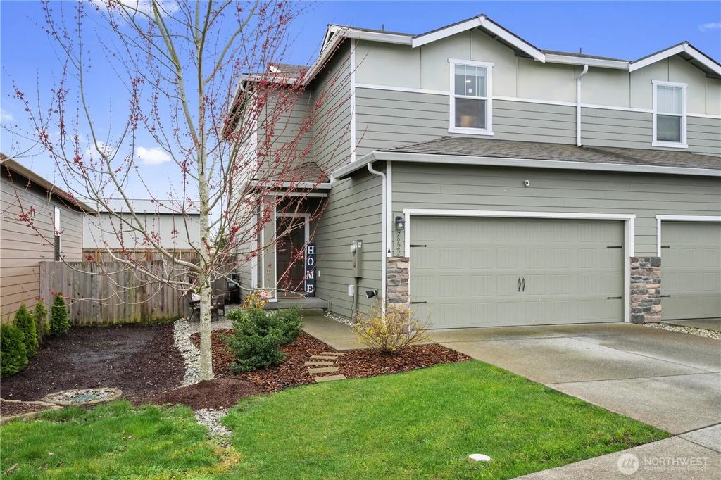 7922 285th Place Nw A, Stanwood