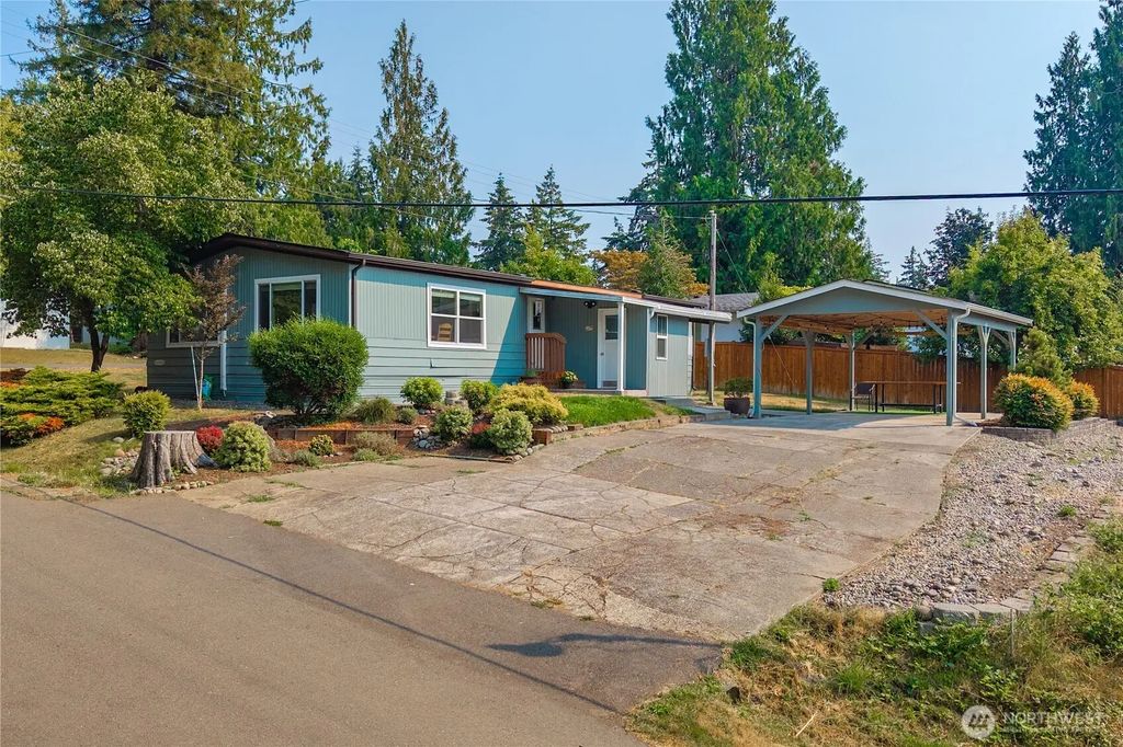 10029 Whitecap Drive Nw, Olympia