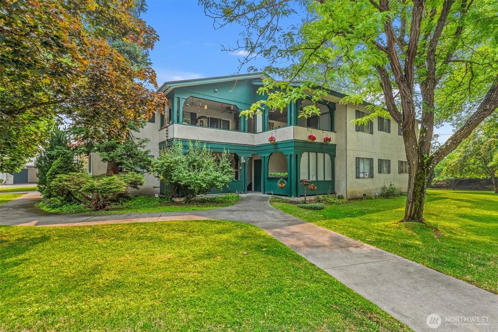 111 Whitman Street 2d, Leavenworth