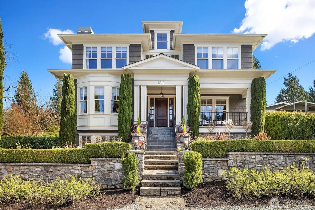 2212 77th Avenue Se, Mercer Island