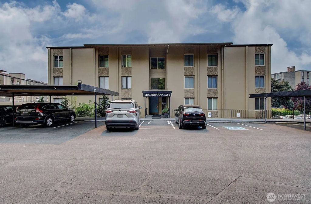 5565 E Evergreen Boulevard 3210, Vancouver