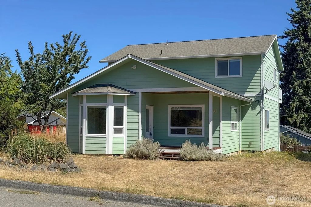 1031 W 14th Street, Port Angeles