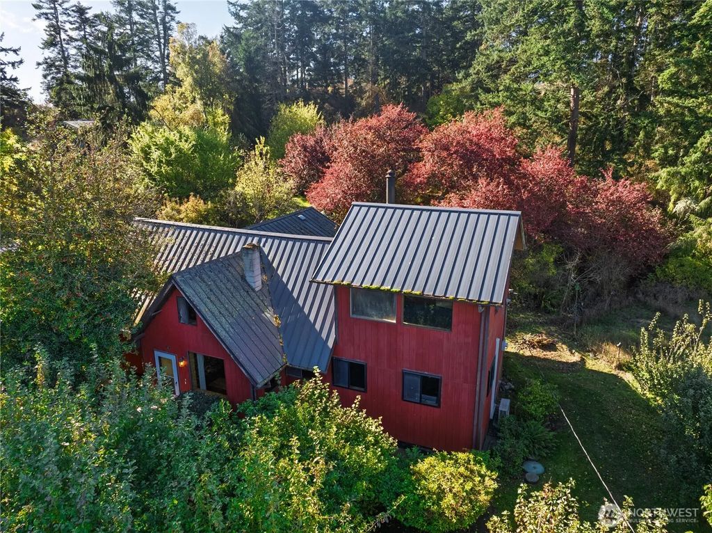 27193 State Route 20, Oak Harbor