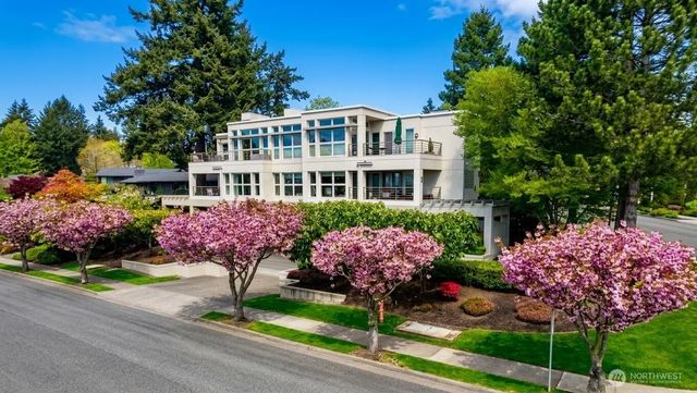 101 99th Avenue Ne 101, Bellevue