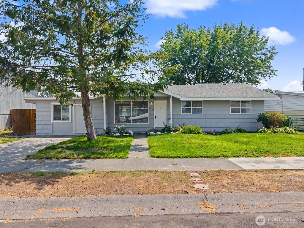 2607 W Texas Street, Moses Lake