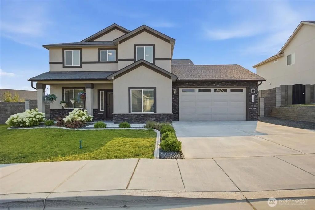 537 Lazio Way, Richland