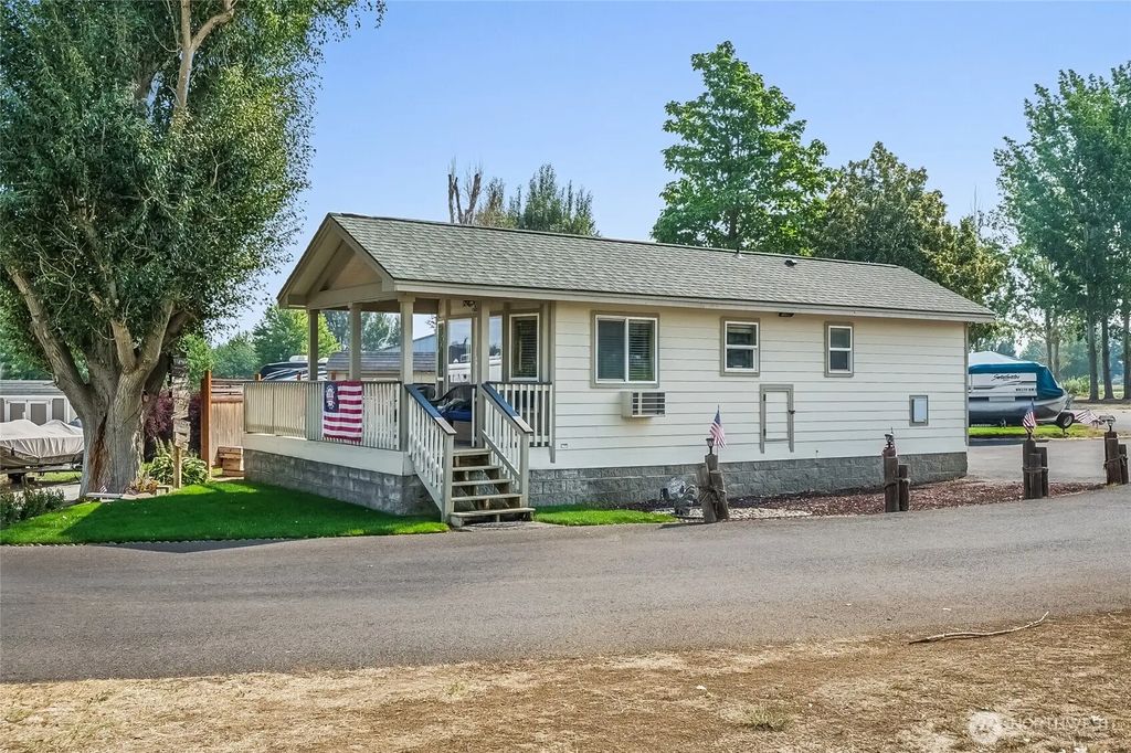 7037 Highway 262 E 50, Othello