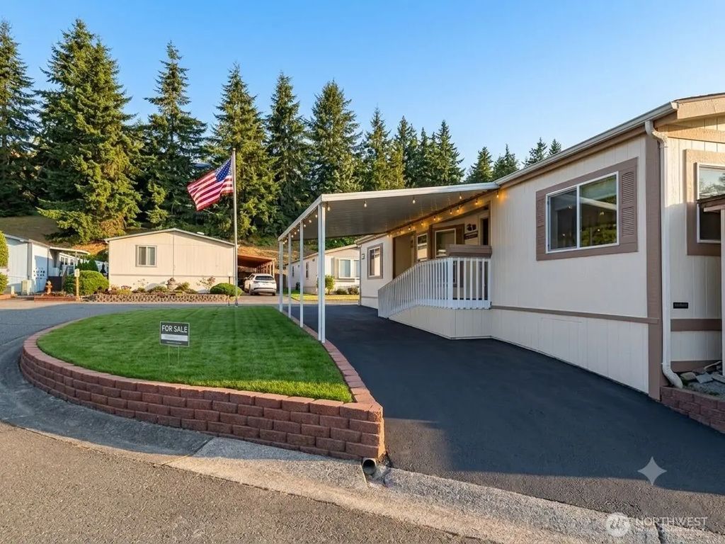 5810 Fleming Street 77, Everett