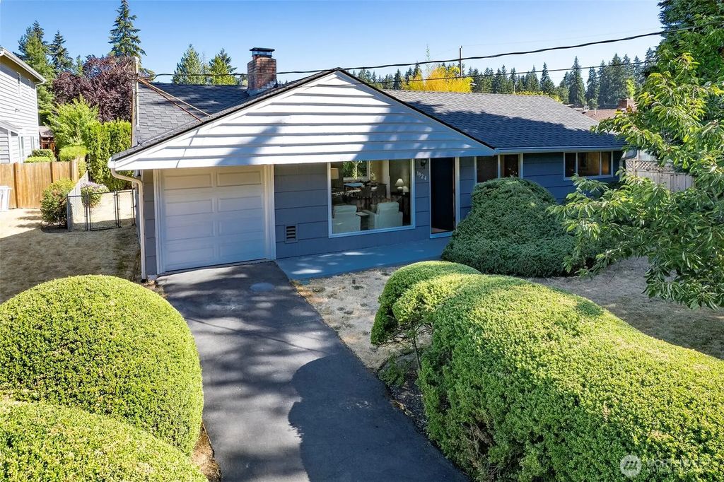 1924 Ne 130th Place, Seattle