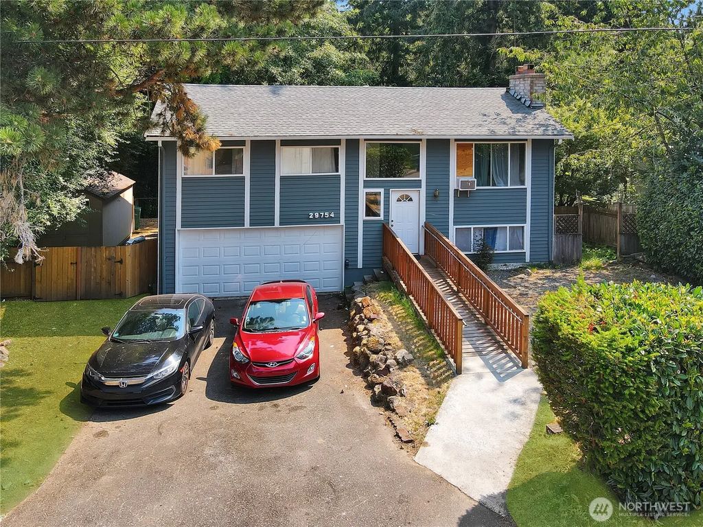 29754 4th Avenue S, Federal Way
