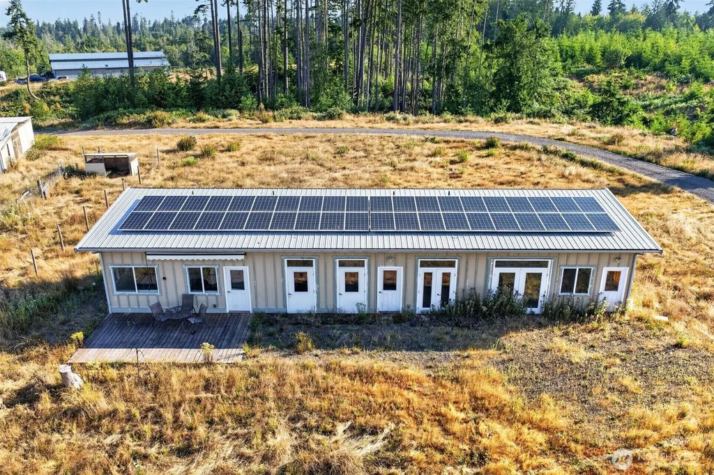 1002 Lemmon Road, Port Angeles