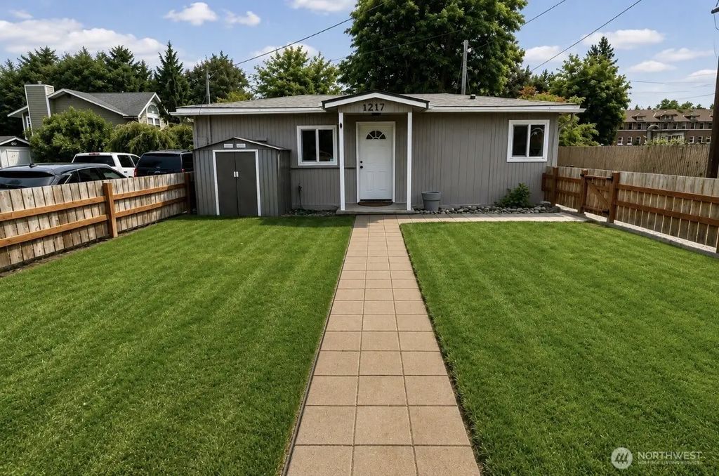 1217 Orting Kapowsin Highway E, Orting