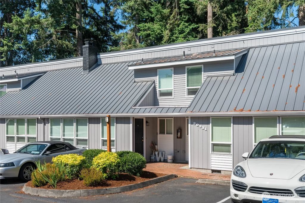 30323 15th Court S, Federal Way